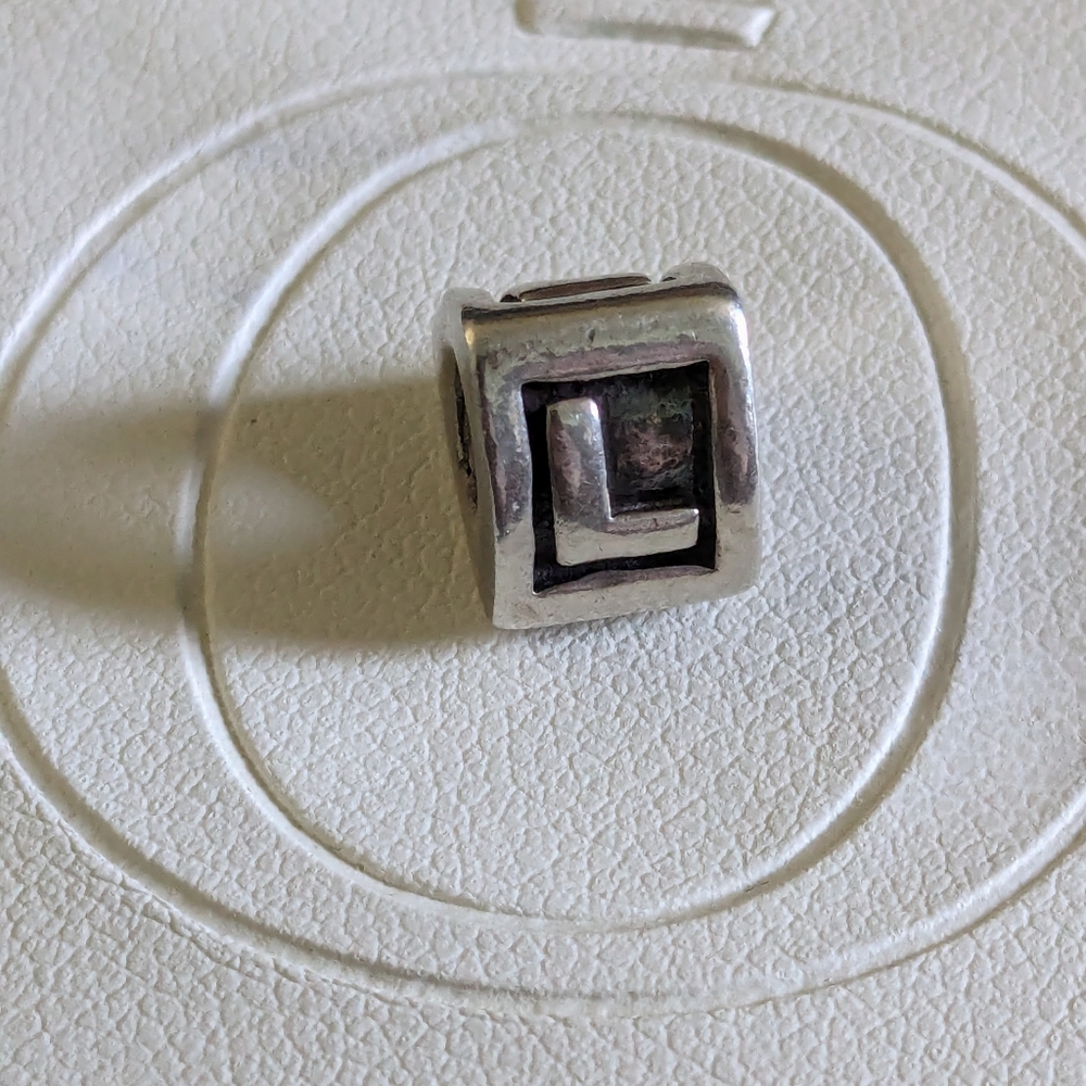 Pandora Letter L Charm